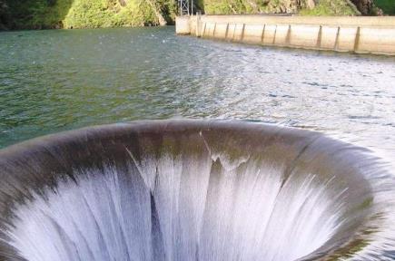 世界十大奇洞 世界十大奇洞