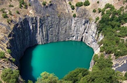 世界十大奇洞 世界十大奇洞