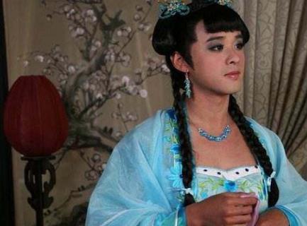 这些男星扮女人别有一番风味呀 这些男星扮女人别有一番风味呀