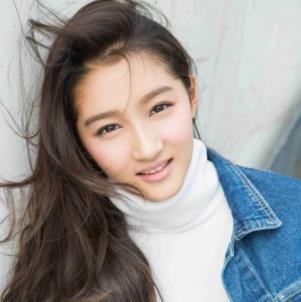 关晓彤个人资料