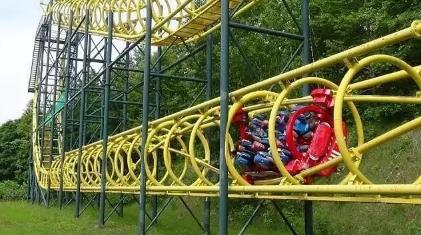 这过山车太吓人了 这过山车太吓人了