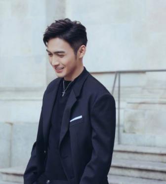 张彬彬个人资料