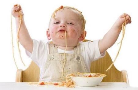 父母身高对孩子身高影响大吗 父母身高对孩子身高影响大吗