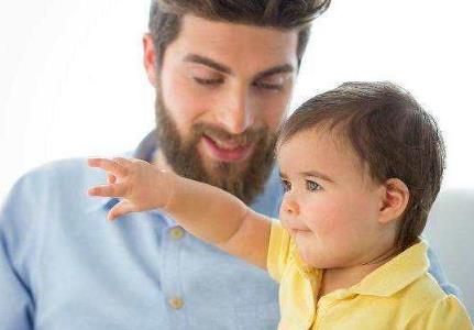 当心爸爸这些坏习惯会带坏宝宝 当心爸爸这些坏习惯会带坏宝宝