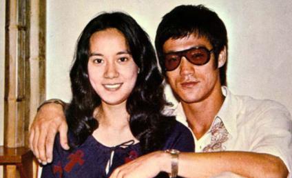 苗可秀永远不被遗忘的龙女郎