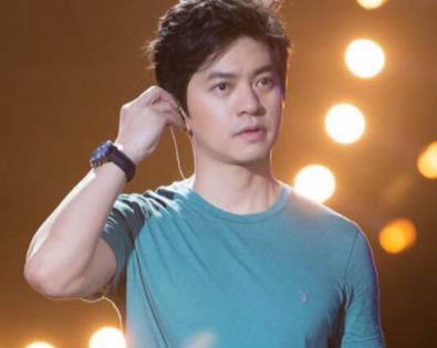 李健出场费是多少 李健出场费是多少