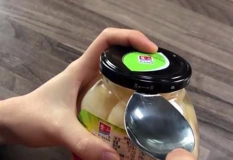 单身美美教你轻松打开罐头盖 单身美美教你轻松打开罐头盖