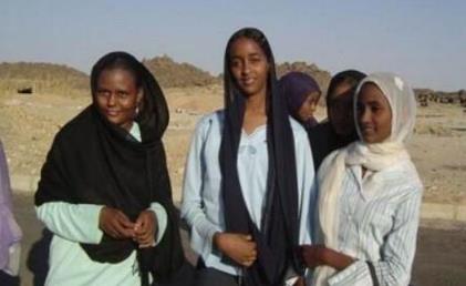 在津巴布韦有一群疯狂的女人 在津巴布韦有一群疯狂的女人