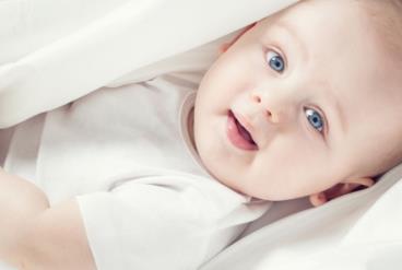 一月睡二月哭三月:为什么宝宝二月哭的凶 一月睡二月哭三月:为什么宝宝二月哭的凶