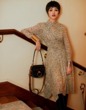 唐嫣新造型复古又俏皮：她还是你心目中甜美的女神吗