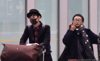 何炅的父母是做什么的：何炅老婆终于跟大家见面了