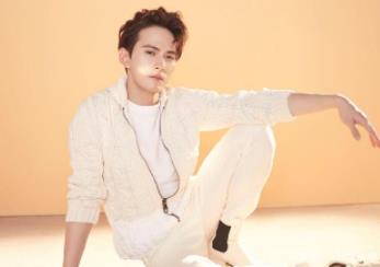 徐正溪结婚了吗老婆是谁：徐正溪帅气撩人写真