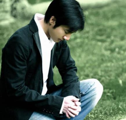 王力宏图片早年帅气图片：王力宏素描画像