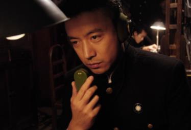 曹炳琨是彩色哥吗:曹炳琨为什么不火 曹炳琨是彩色哥吗:曹炳琨为什么不火