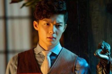 张铭恩女朋友张鑫图片：张铭恩演过的电视剧