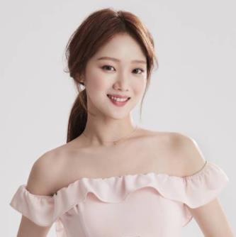 李圣经眼球为什么棕色：为什么说李圣经是疯子