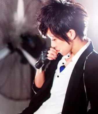 张芸京资料：张芸京是男是女