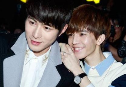 陈学冬为什么叫金丝雀：陈学冬承认整过容对比图