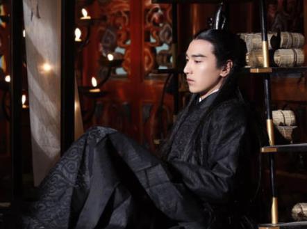 夜华怎么知道白浅就是素素：夜华是第几集认出素素的