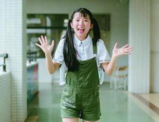 何蓝逗吴秀波什么关系：何蓝逗怎么红的