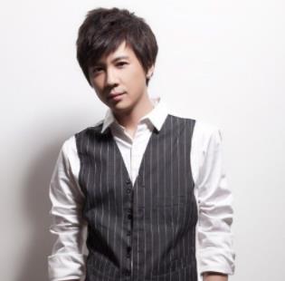 32岁的李智楠近照网友直呼辣眼睛：李智楠个人资料