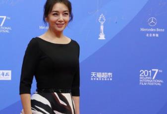 田小洁和江珊什么关系：田小洁到底多大年龄