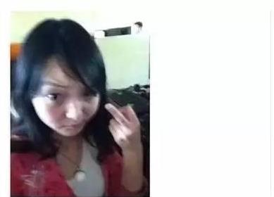 强东玥为什么不火：强东玥机场事件