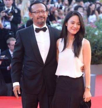 周韵是怎么勾搭姜文的：周韵理发师事件是怎么回事