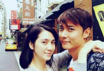 张丹峰老婆比他大几岁:张丹峰为什么老是没钱 张丹峰老婆比他大几岁:张丹峰为什么老是没钱