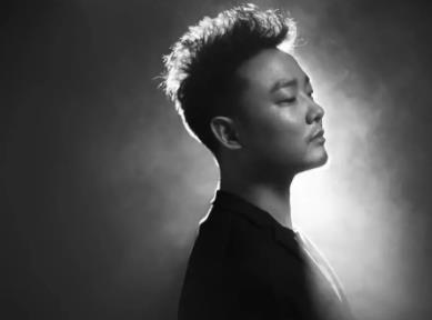 曾一鸣为什么不红：曾一鸣章子怡不联系了吗