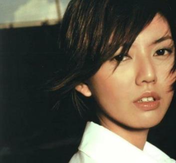 陈小春有哪些前女友：陈小春在香港什么实力