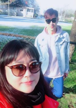 李菁菁第三任老公是谁：李菁菁找小25男友照片