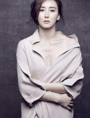 胡静如何认识她老公的：胡静离婚了吗