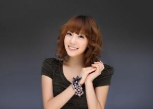 边伯贤的女朋友是谁：边伯贤与泰妍分手原因揭秘