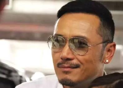 苗侨伟为什么老了变帅:苗侨伟怎么不选翁美玲 苗侨伟为什么老了变帅:苗侨伟怎么不选翁美玲