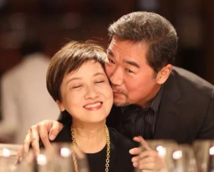 张国立邓婕有孩子吗：张国立邓婕为什么不要孩子