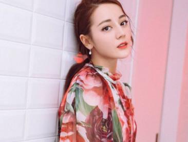 王鹤棣喜欢迪丽热巴：王鹤棣前女友是谁