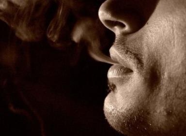 能戒烟的男人有多可怕:不要和戒烟成功的男人做朋友 能戒烟的男人有多可怕:不要和戒烟成功的男人做朋友