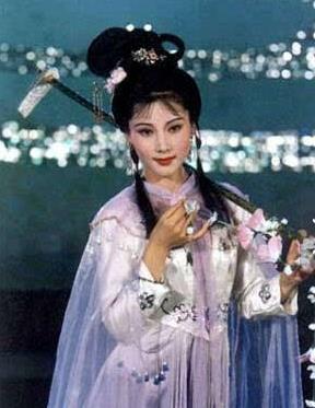 何赛飞个人简历年轻时候的照片:何赛飞主演的电视剧 何赛飞个人简历年轻时候的照片:何赛飞主演的电视剧