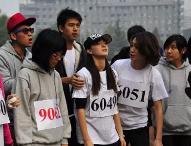 李现大学时候的照片大学就这么帅：李现主演的电视剧