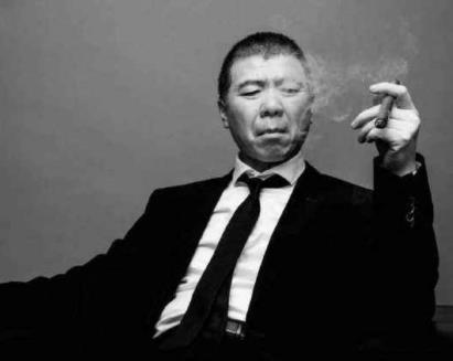 冯小刚的脸怎么治好的：白殿疯病能治好吗