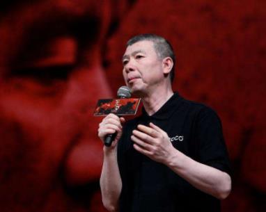 冯小刚的脸怎么治好的：白殿疯病能治好吗