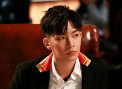 为什么大家都怕炎亚纶:炎亚纶与鬼鬼现在关系 为什么大家都怕炎亚纶:炎亚纶与鬼鬼现在关系