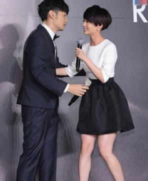 李荣浩杨丞琳恋爱史:杨丞琳怎么看上李荣浩的 李荣浩杨丞琳恋爱史:杨丞琳怎么看上李荣浩的