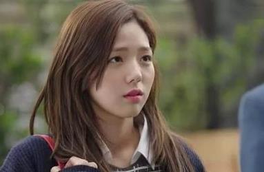 蔡秀彬俞承豪承认恋情：蔡秀彬整了吗