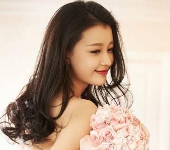 董子健为什么喜欢孙怡：孙怡以前是做什么的