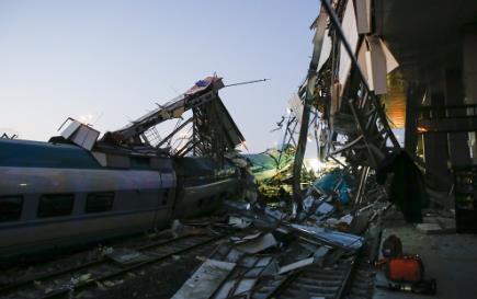 土耳其首都火车相撞:4人已故事故原因到底是什么 土耳其首都火车相撞:4人已故事故原因到底是什么