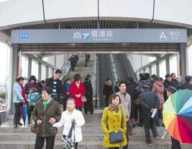 市民吐槽地铁票价格过低:求上班搭地铁族心理面积 市民吐槽地铁票价格过低:求上班搭地铁族心理面积