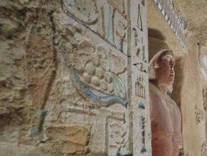 重大发现埃及发现王室墓葬：内附家族成员画