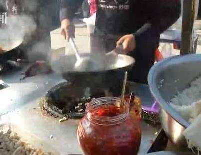 弃30万年薪卖炒饭原因这么简单:谁言寸草心报得三春晖 弃30万年薪卖炒饭原因这么简单:谁言寸草心报得三春晖